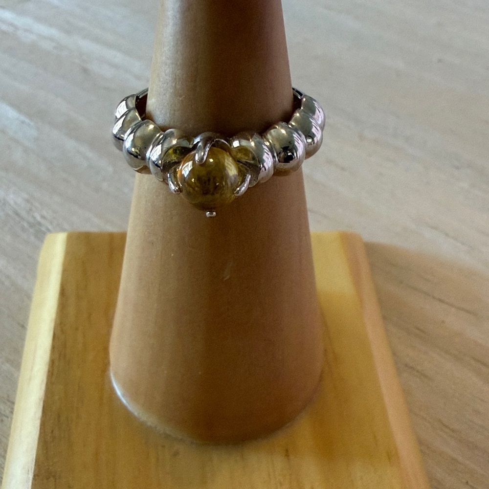 Elegant Silver Women's Ring